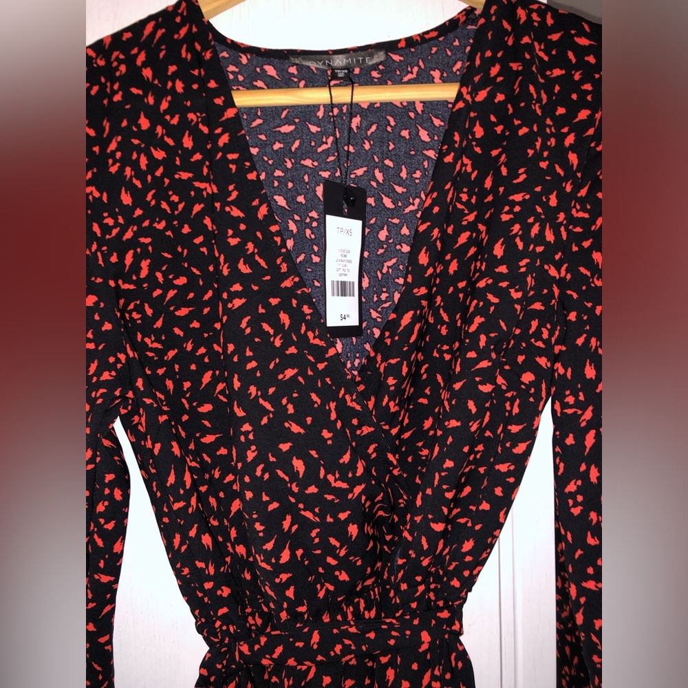 BNWT Dynamite Elegant Black and Red Wrap Robe Dress - XS - Picture 4 of 10